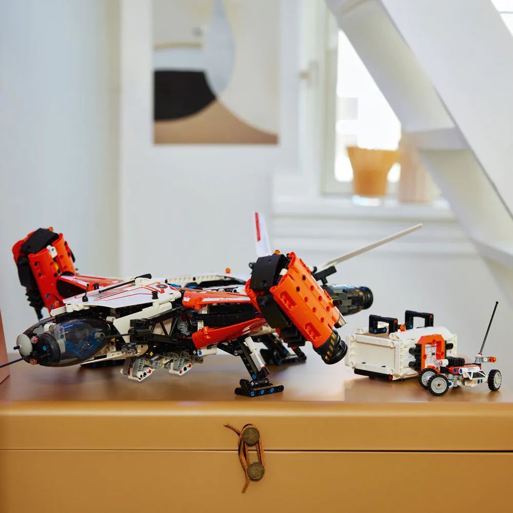 Lego Technic Naveta spatiala VTOL LT81 42181