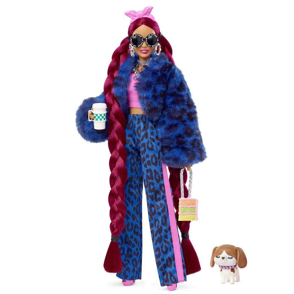 Papusa Barbie Extra cu Costum Leopard si Par Rosu